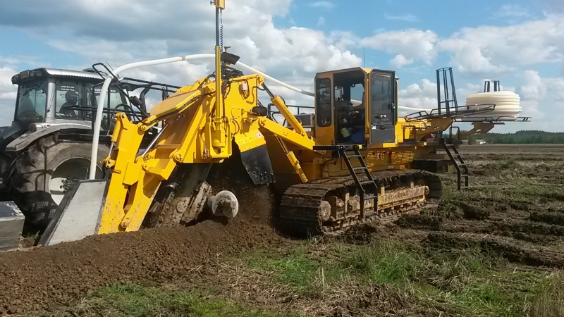 Inter-Drain chain Trenchers